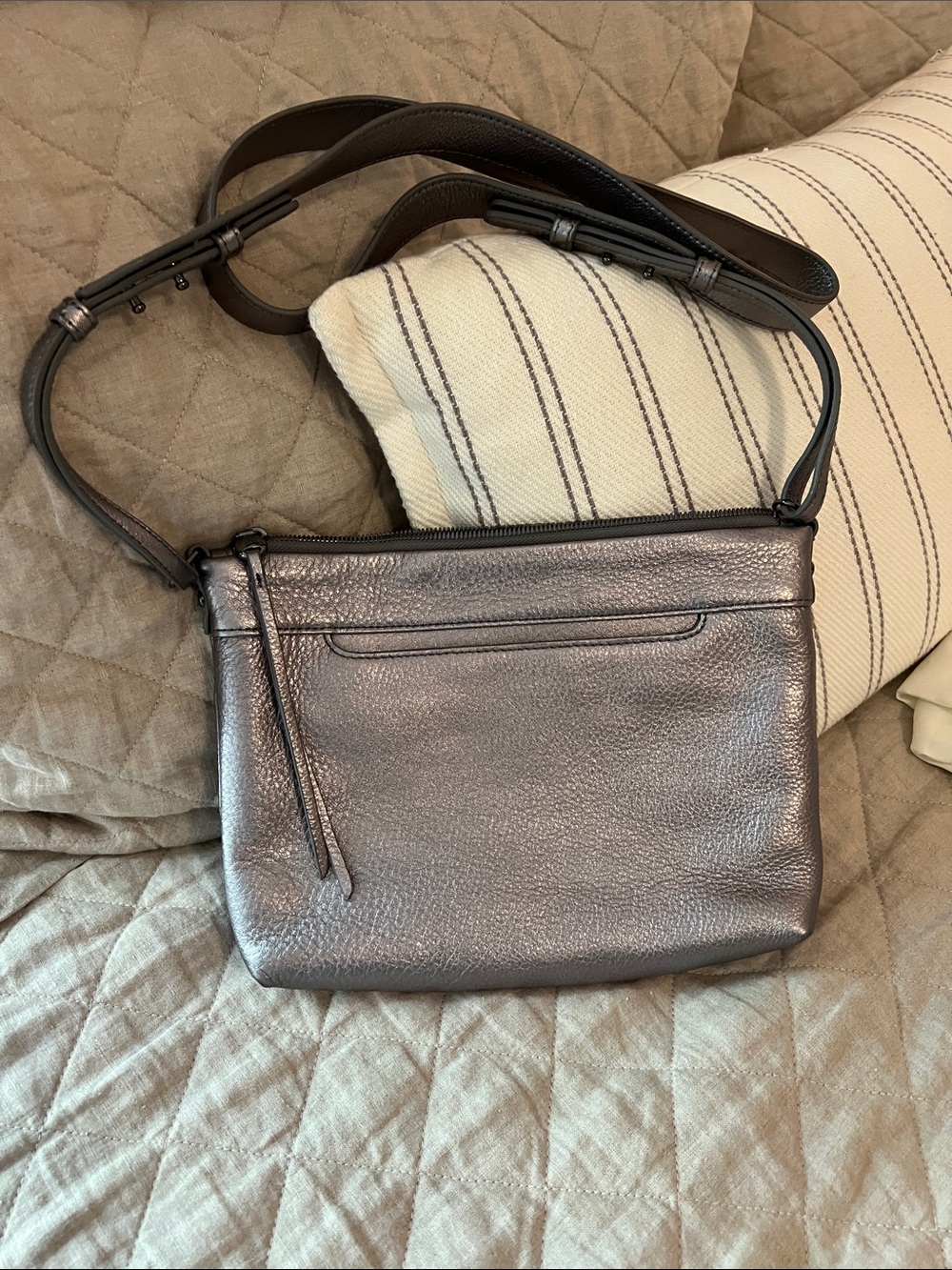 HOBO Metallic Pewter Leather Crossbody - Gray/Silver